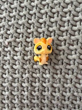 hasbro littlest pet shop (LPS) sugar glider #990